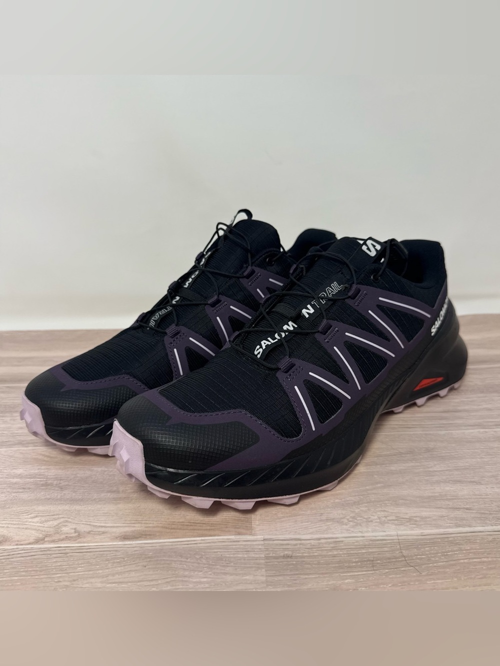 Women’s Salomon Speedcross Peak Waterproof Black Orchid Hiking Shoe Size 9.5